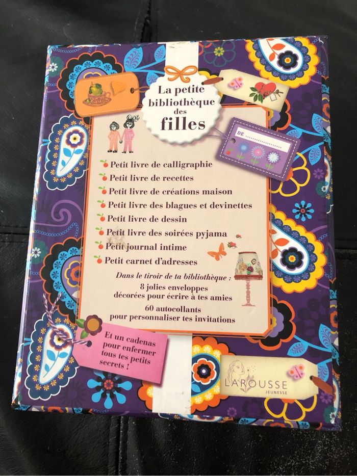 La petite bibliothèque des filles - photo numéro 2