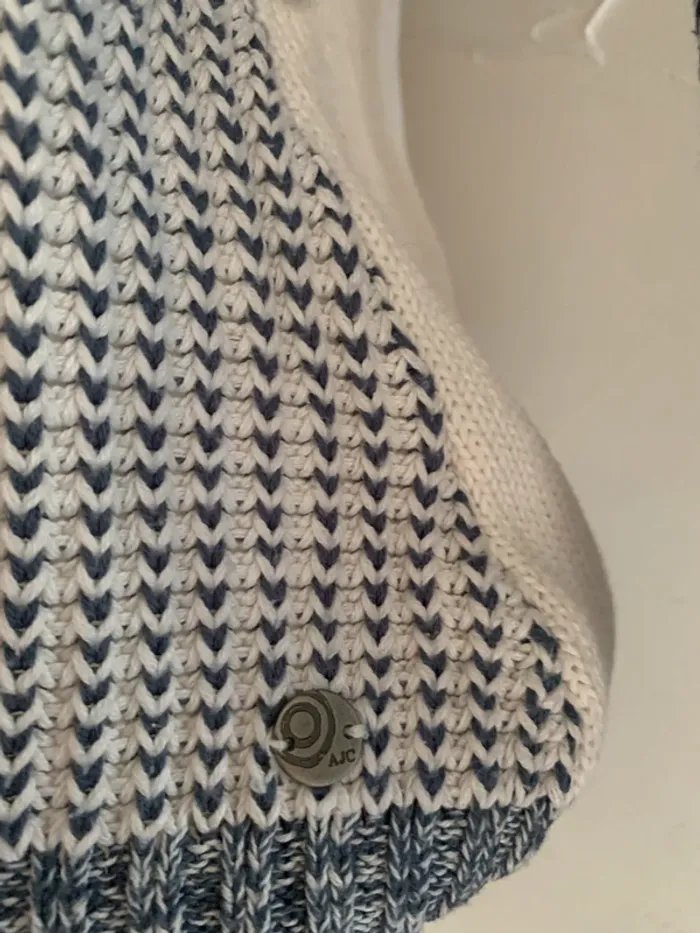 Pull Ajc taille 36-38 - photo numéro 7