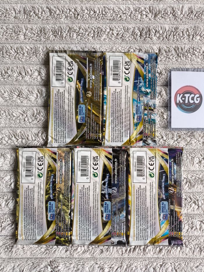 Artset de 5 boosters Pokémon EB10 Astres Radieux - photo numéro 2