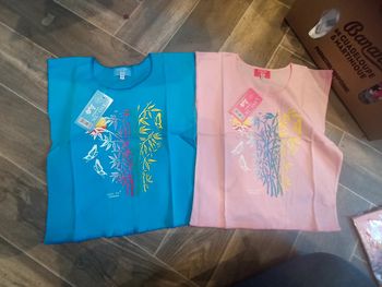 Lot deux débardeurs 4-5 ans