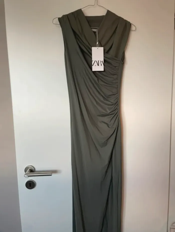 Robe longue Zara - photo numéro 2