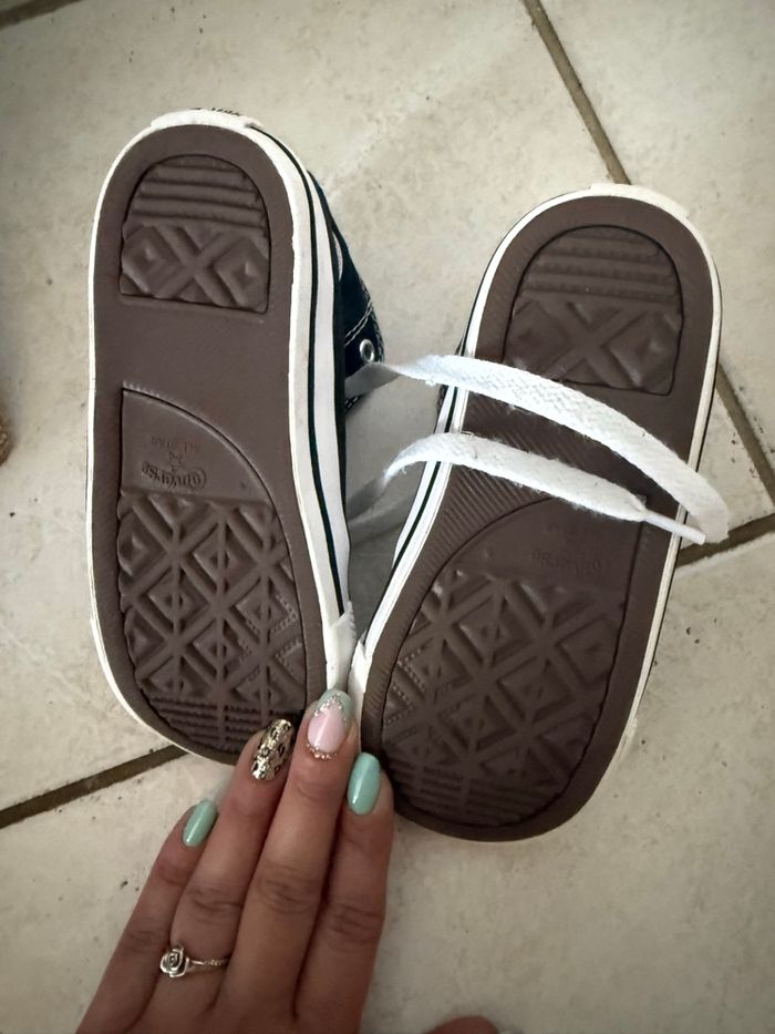 Converse taille 26 - photo numéro 2