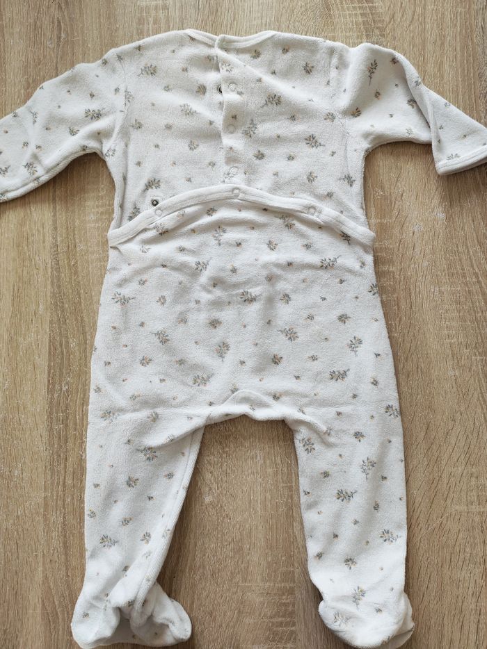 Pyjama bébé une pièce Kiabi – 12 mois - photo numéro 4