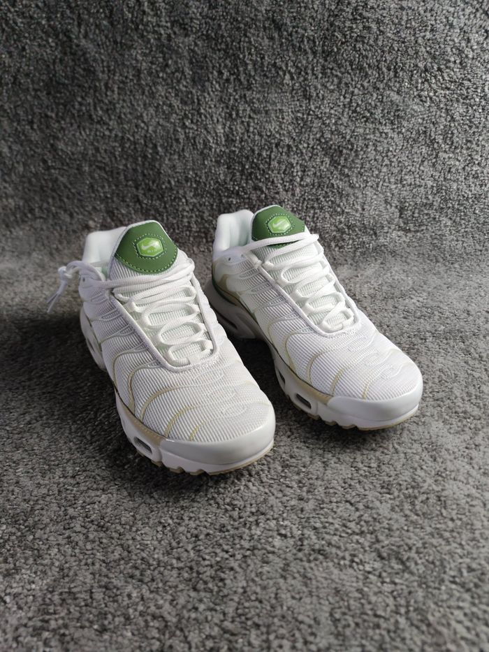 Nike Air Max Plus Light Bone Honeydew Alligator