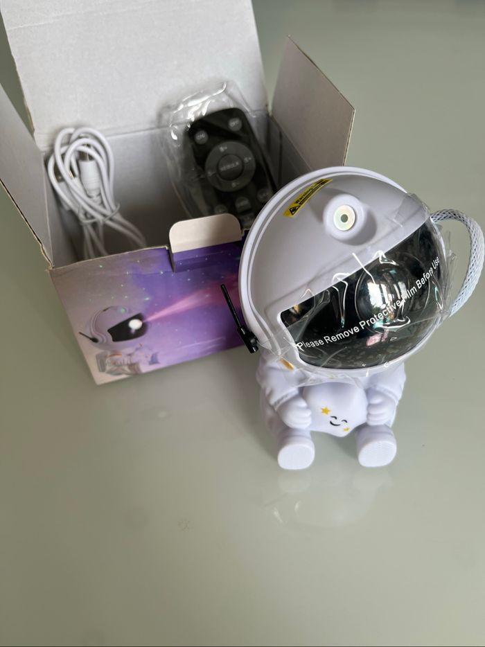Lampe projecteur astronaute - photo numéro 2
