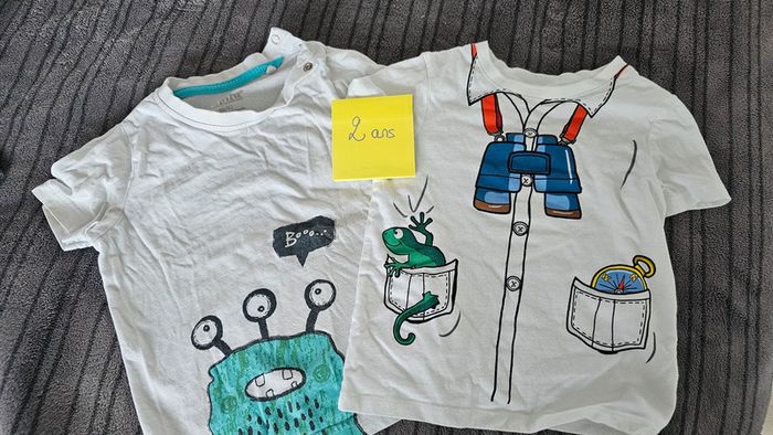 Lot de 2 t shirt 2 ans