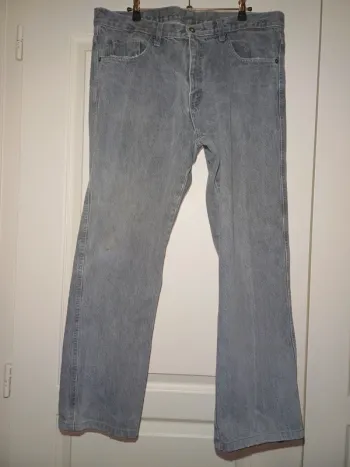 Jeans coupe droite  sans marque