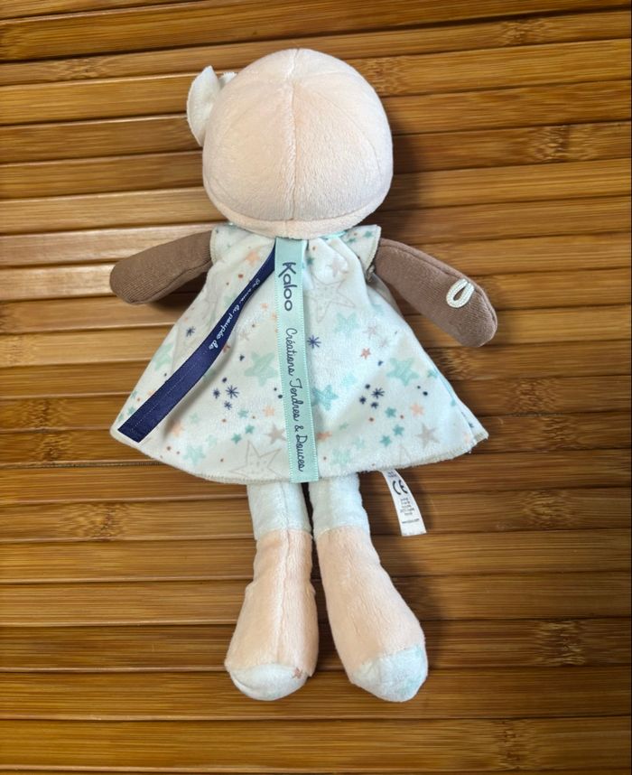 Doudou poupée métisse Manon robe étoile kaloo - photo numéro 3