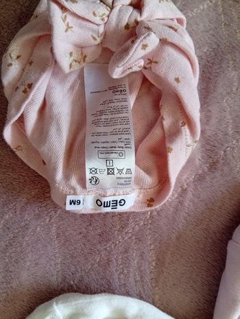 Lot de bonnets bébé 