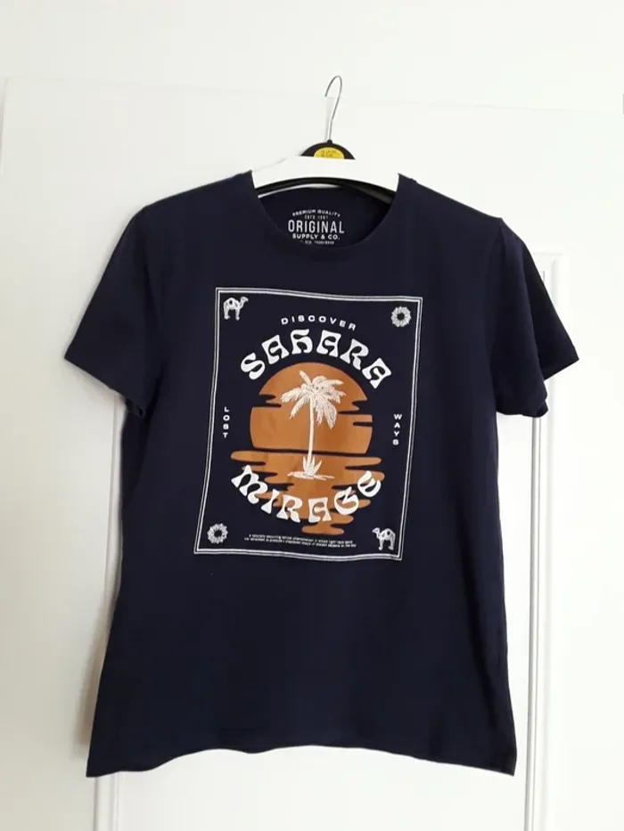 Tee shirt