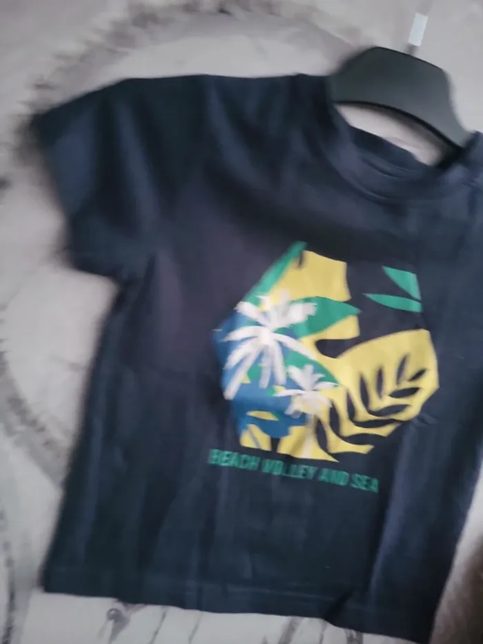 T shirt 3ans - photo numéro 2