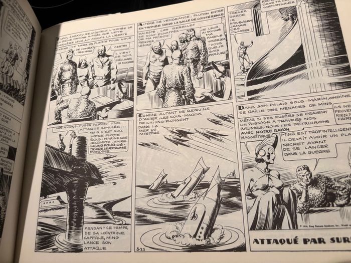 Bandes dessinées flash gordon Vol.2 époque 20 octobre 1935 au 8 août 1937 - photo numéro 2