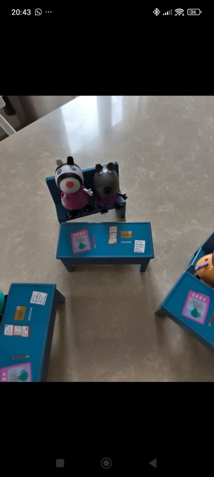 École Peppa pig + 9 personnages - photo numéro 4