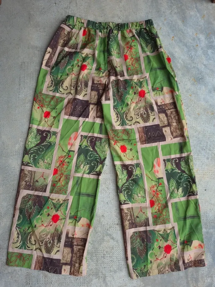 Pantalon large imprimé vert