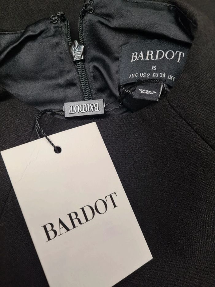 Robe bardot - photo numéro 2