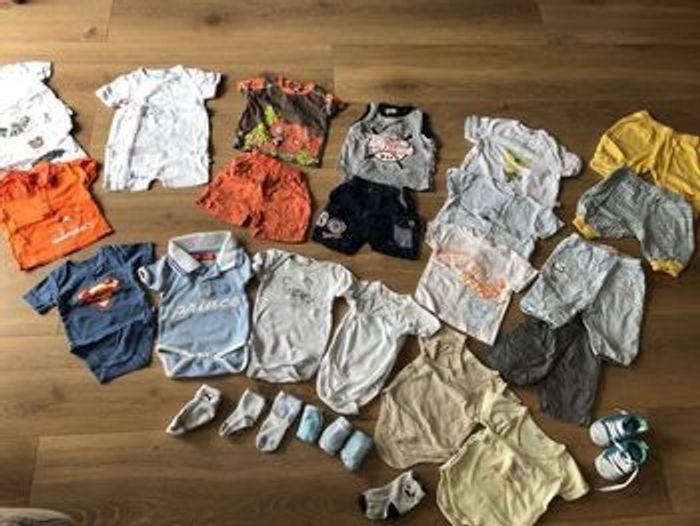 Lot vêtements été 3 mois