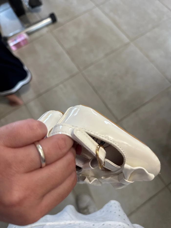 Chaussures de cérémonie bébé neuves - photo numéro 4