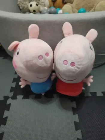Peluche Peppa pig et Georges