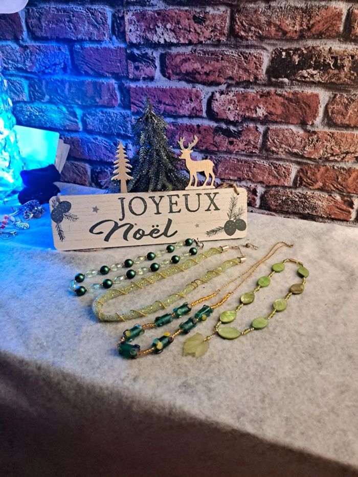 Lot de colliers vert clair vert foncé et doré - photo numéro 13