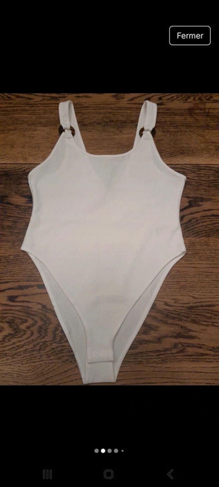 Body Blanc Divided H&M eur M en parfait état - photo numéro 2