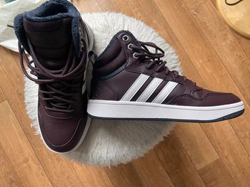 Adidas quasi neuve taille 38