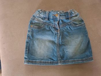 Jupe taille 4 ans tape a l’oeil