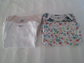 Lot 4 bodies Petit Bateau