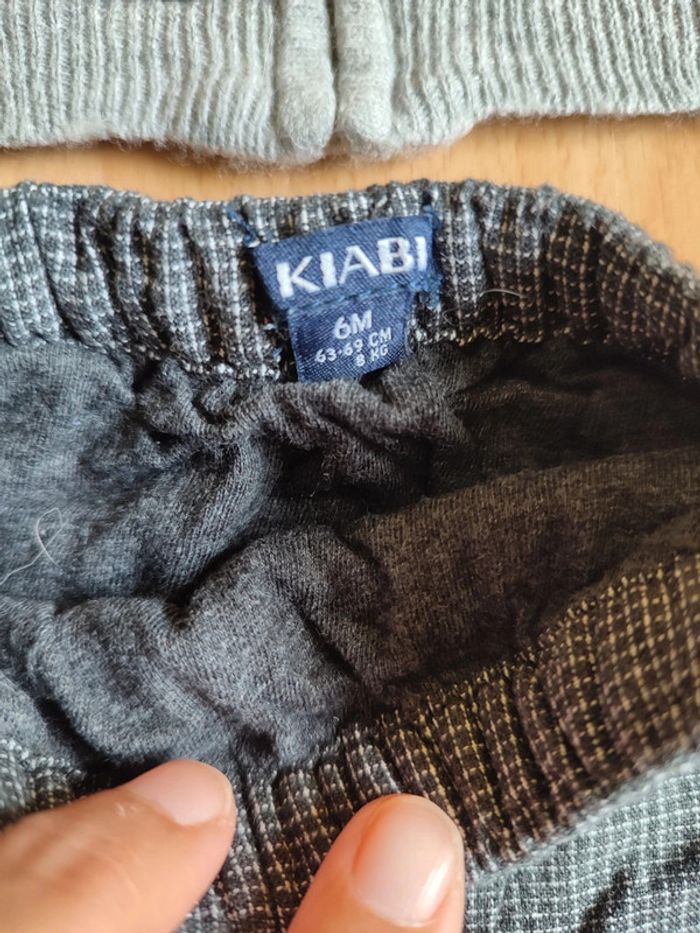 Lot ensemble pantalon + gilet zippé à capuche en 6M - photo numéro 4