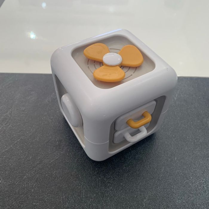 Cube d’activité 6en1