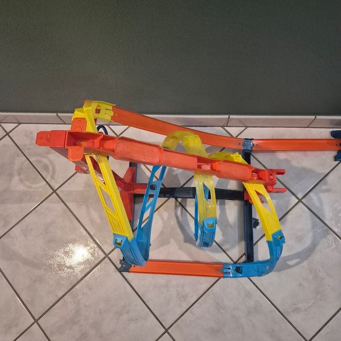 Hot Wheels Spirale Infernale - photo numéro 2