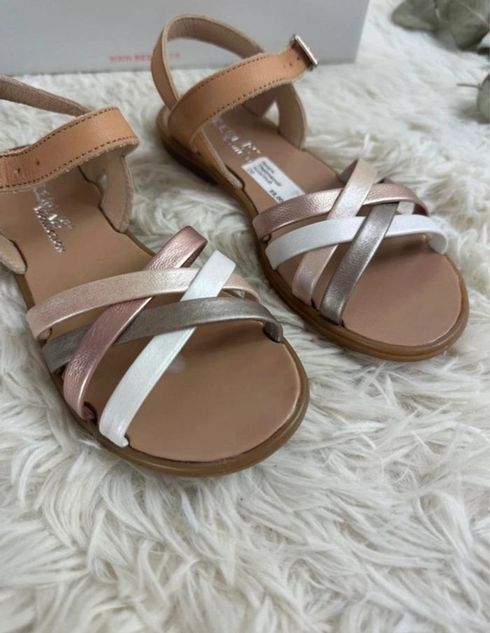 Paire de sandales Reqins taille 29 - photo numéro 3