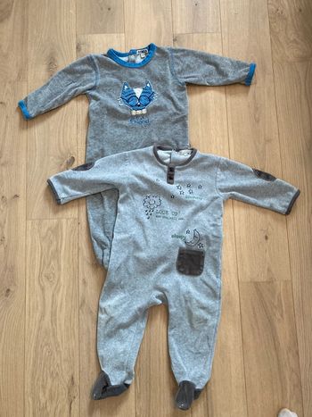 Lot de deux pyjamas
