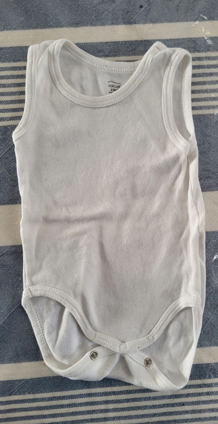 Lot de 3 bodys 6 mois