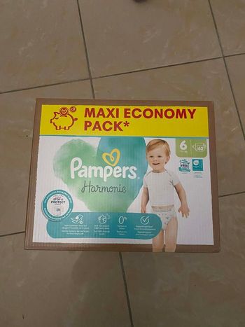 Carton de couches Pampers Harmonie taille 6