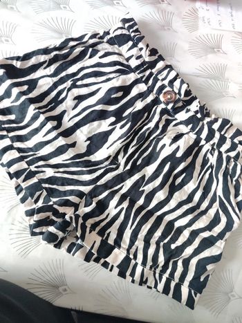 short fluide zèbré