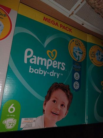 Pack de 72 couches Pampers baby dry taille 6 neuf