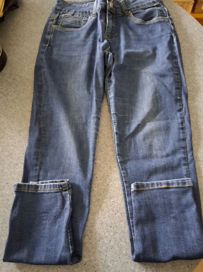 Jean jambe fermeture  bleu T - 40