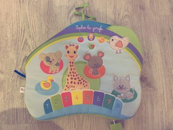 Piano de lit sophie la girafe