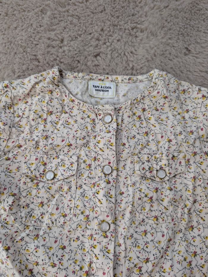 Combinaison bébé fille Tape à l’Œil 18 mois – fleurs pastel – très bon état - photo numéro 3