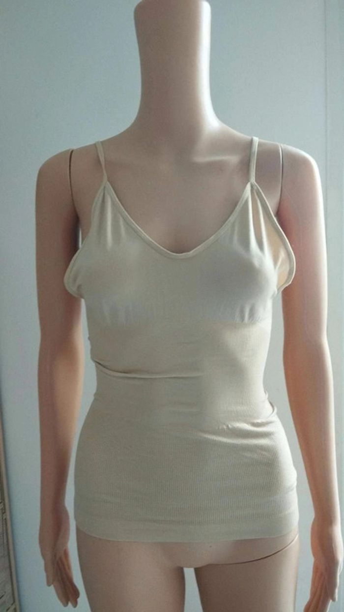 Débardeur haut top beige taille 36