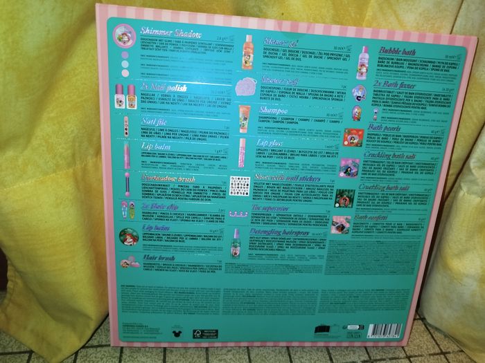 A vendre Calendrier de l'Avent Disney Princess - photo numéro 3