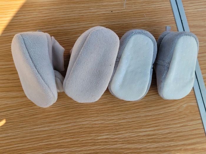 Lot de 2 paires de chaussons naissance garcon - photo numéro 2