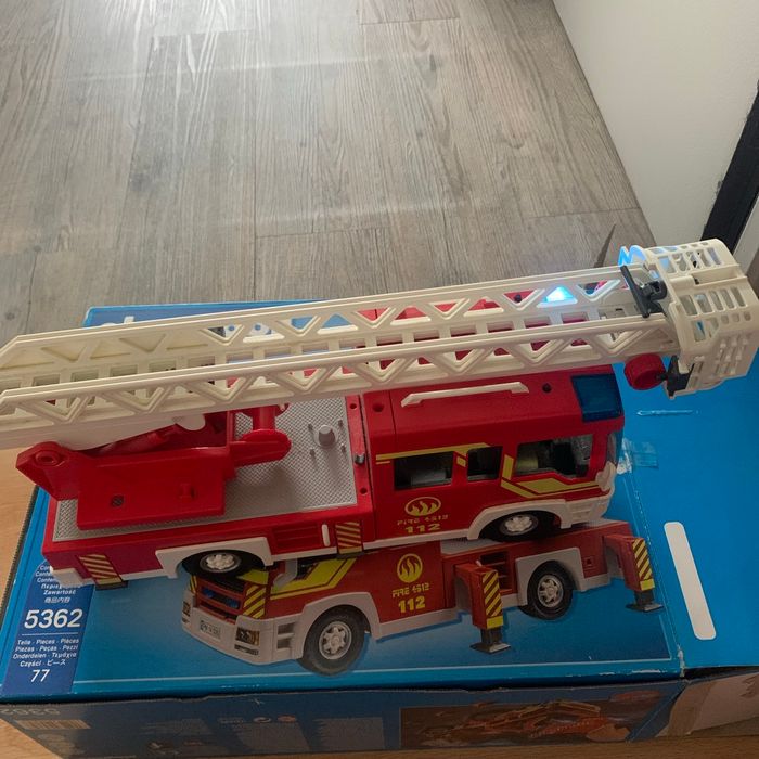 Playmobil camion pompier - photo numéro 3