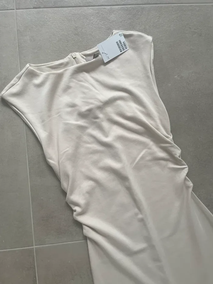 Robe mi longue à fronce - photo numéro 2