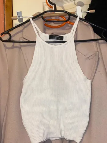 Top blanc bershka