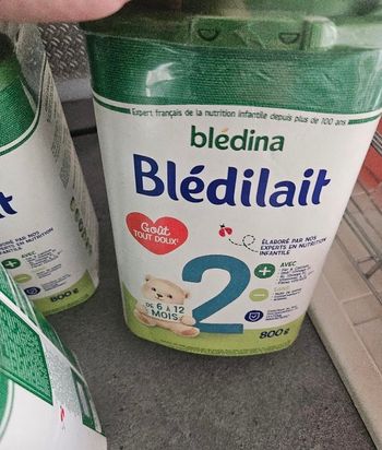 Vends boîte de lait 