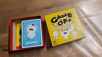 Neuf jeu de cartes Game Off des éditions Ludofact