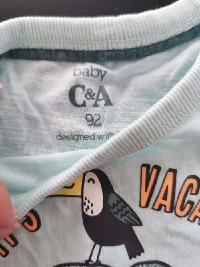 Tee-shirt C&A taille 24/36 mois - photo numéro 2