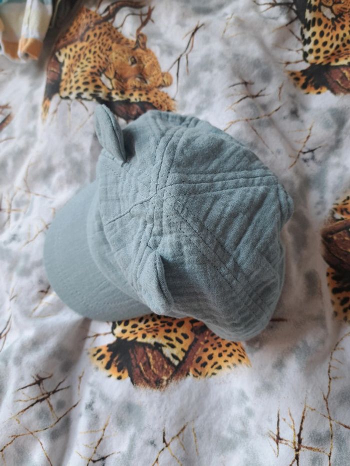 Casquette bébé neuf 40-43cm - photo numéro 2