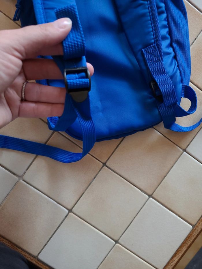 Petit sac à dos bleu - photo numéro 3
